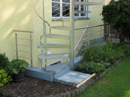 Spindeltreppe aussen-026